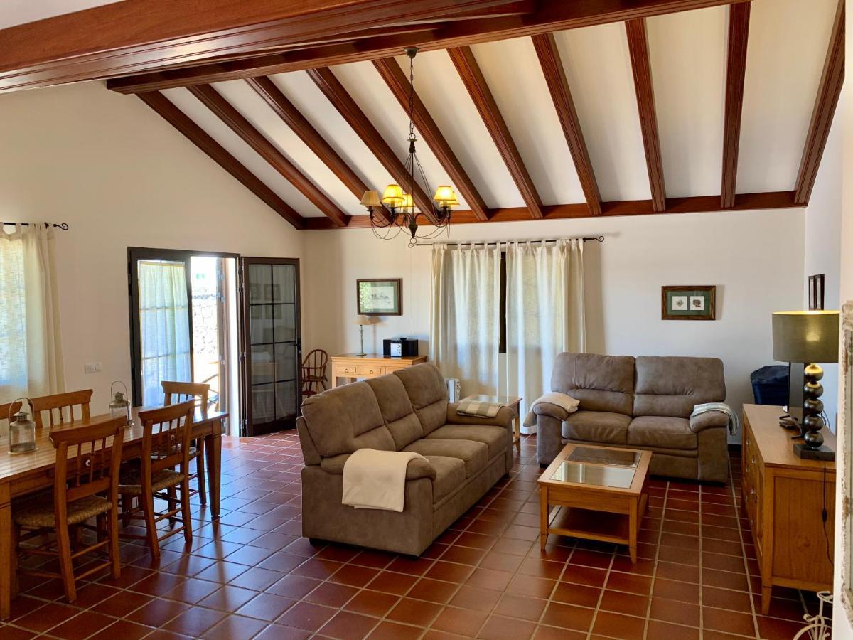 Casas Tomare I Villa San Bartolome  Exterior photo